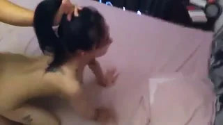 몸매 좋은 여친 뒷태가 죽이네요 마무리는 입으로 받아주고 좋네  한국야동 국산야동