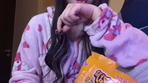 중국여자친구 후장섹스로 막 다루는 유학생  한국야동 국산야동
