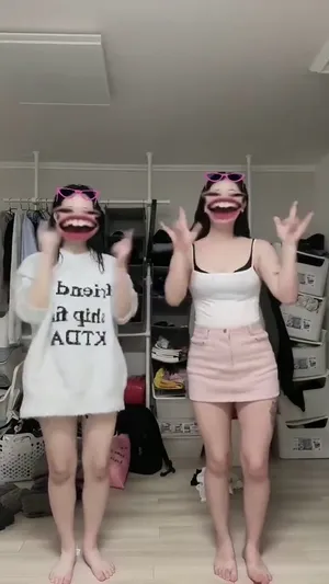 풋잡마스터 1인칭 좃X빼주기!  한국야동 국산야동
